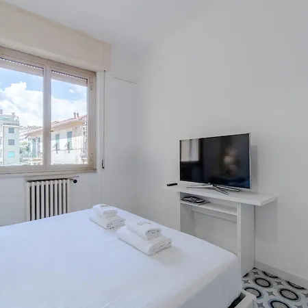 Guesthost - Cozy Flat In The Heart Of 公寓