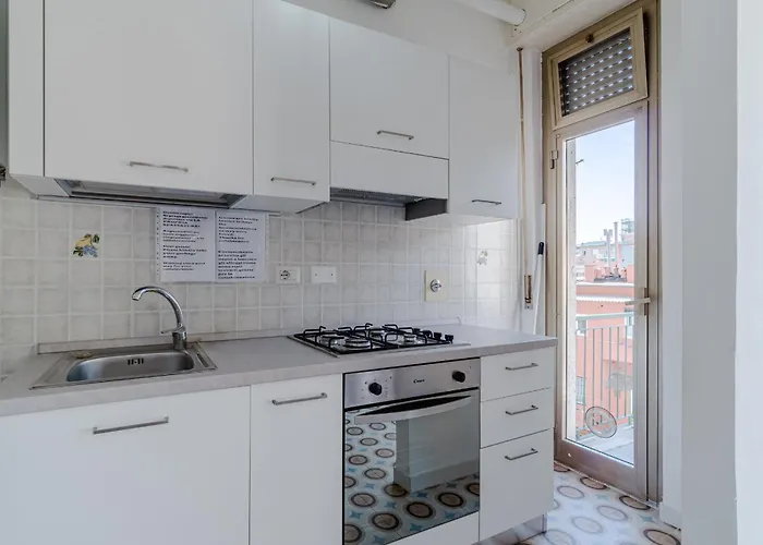 Guesthost - Cozy Flat In The Heart Of Appartamento